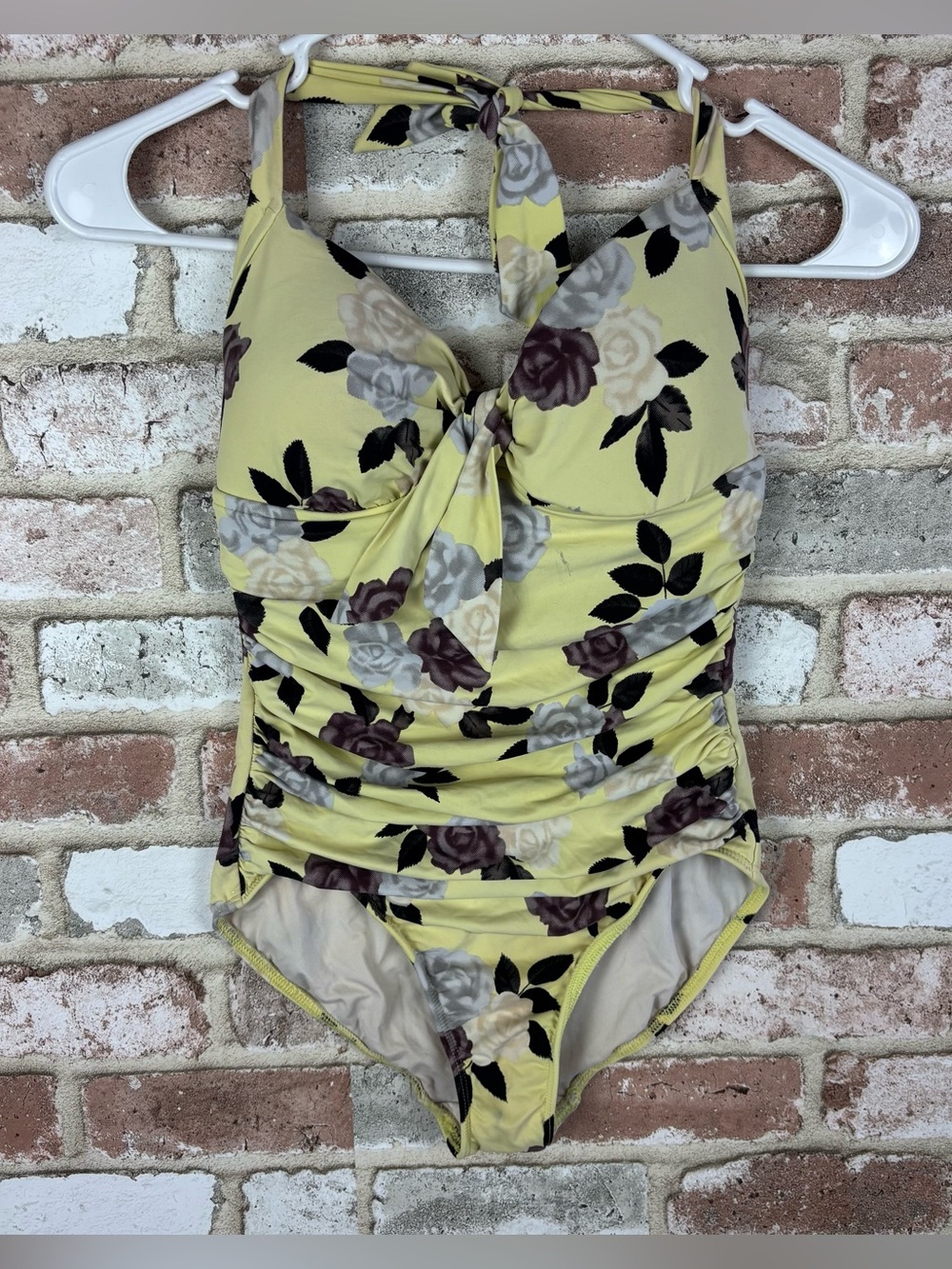 Seafolly Australia halter style one piece bathing suit swim Roses Yellow size 10